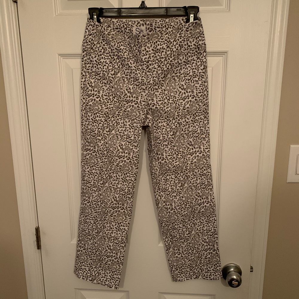 SC & Co. slim pull up cropped pant